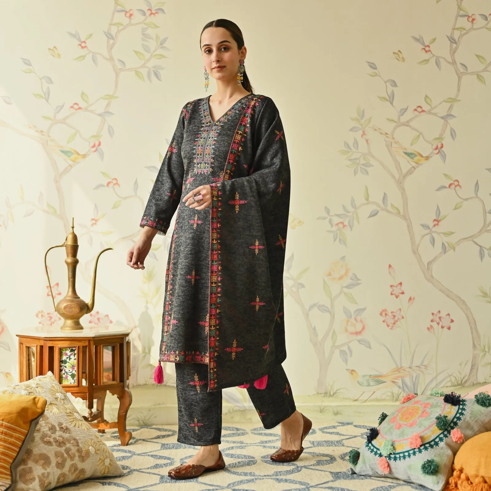 Black Embroidered & Phulkari Printed Woollen Kurta Pant Set with Dupatta