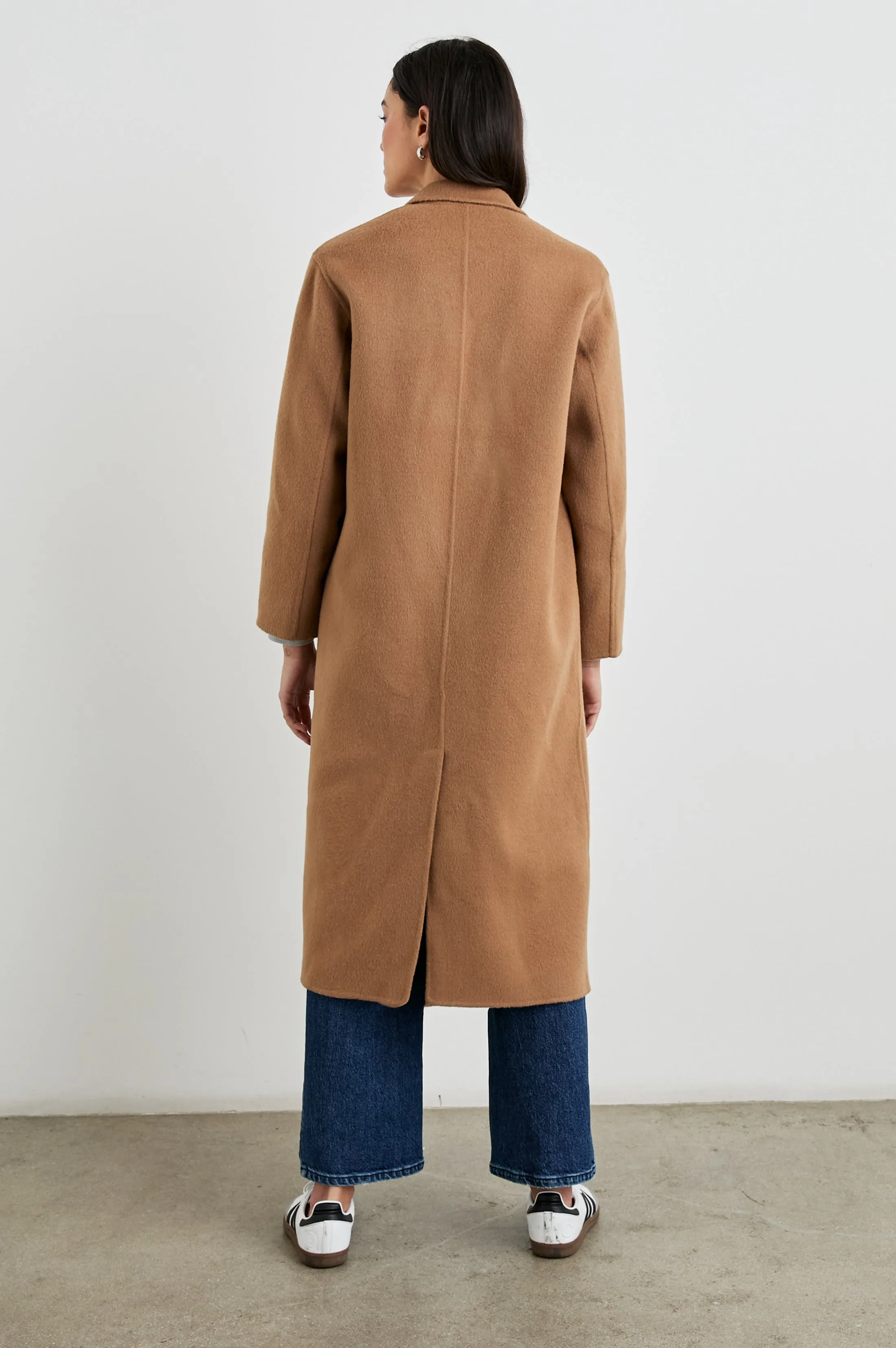 GALLERY COAT - CAMEL