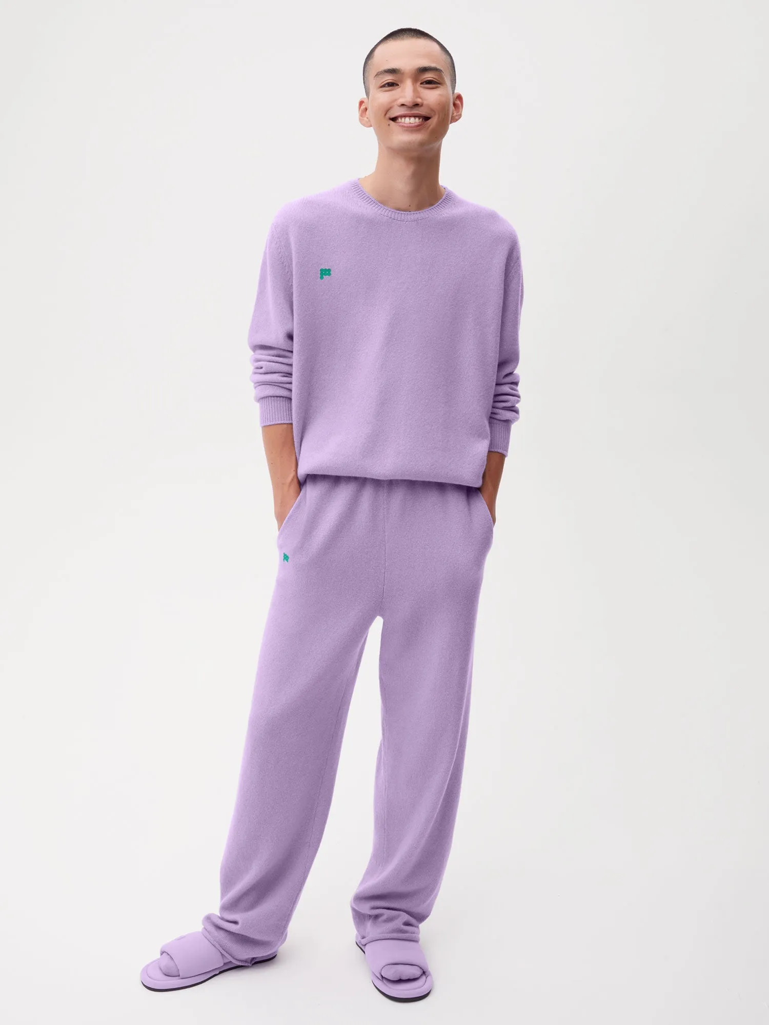 Mens Recycled Cashmere Loose Track Pants—orchid purple