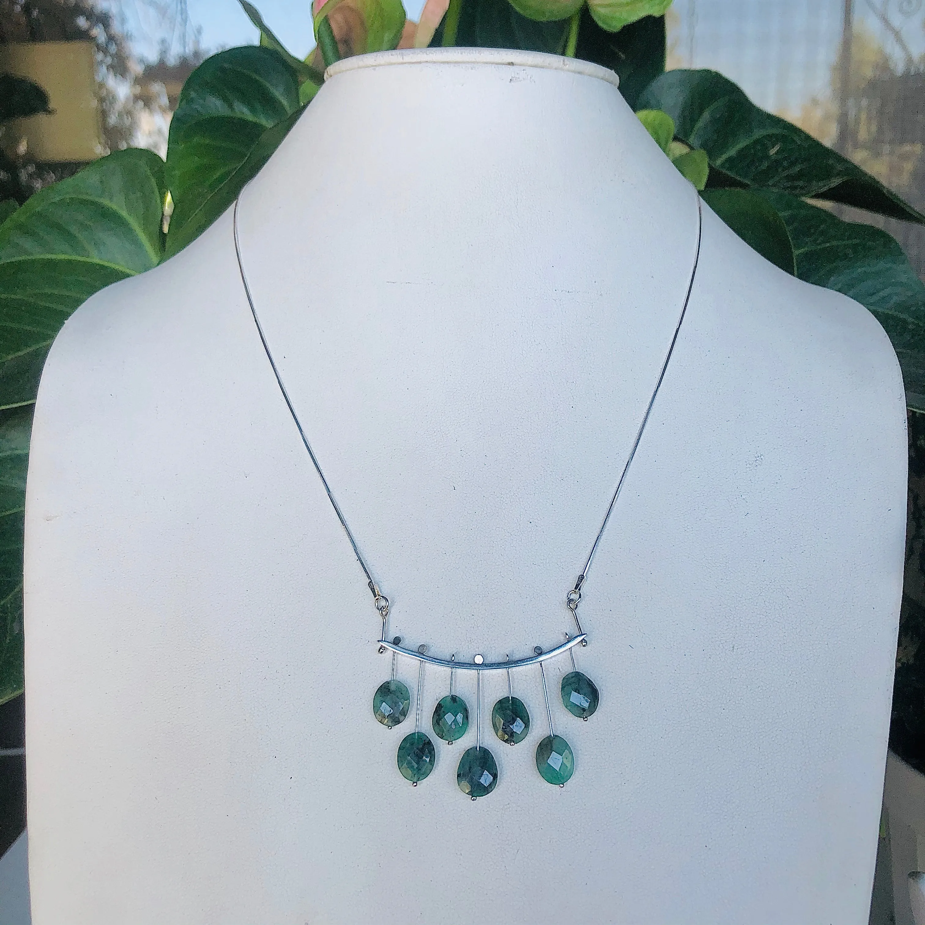 Music Notes emerald necklace