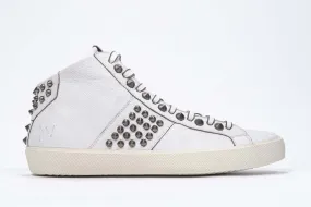 STUDBORN | Vintage White - Mid top - Women