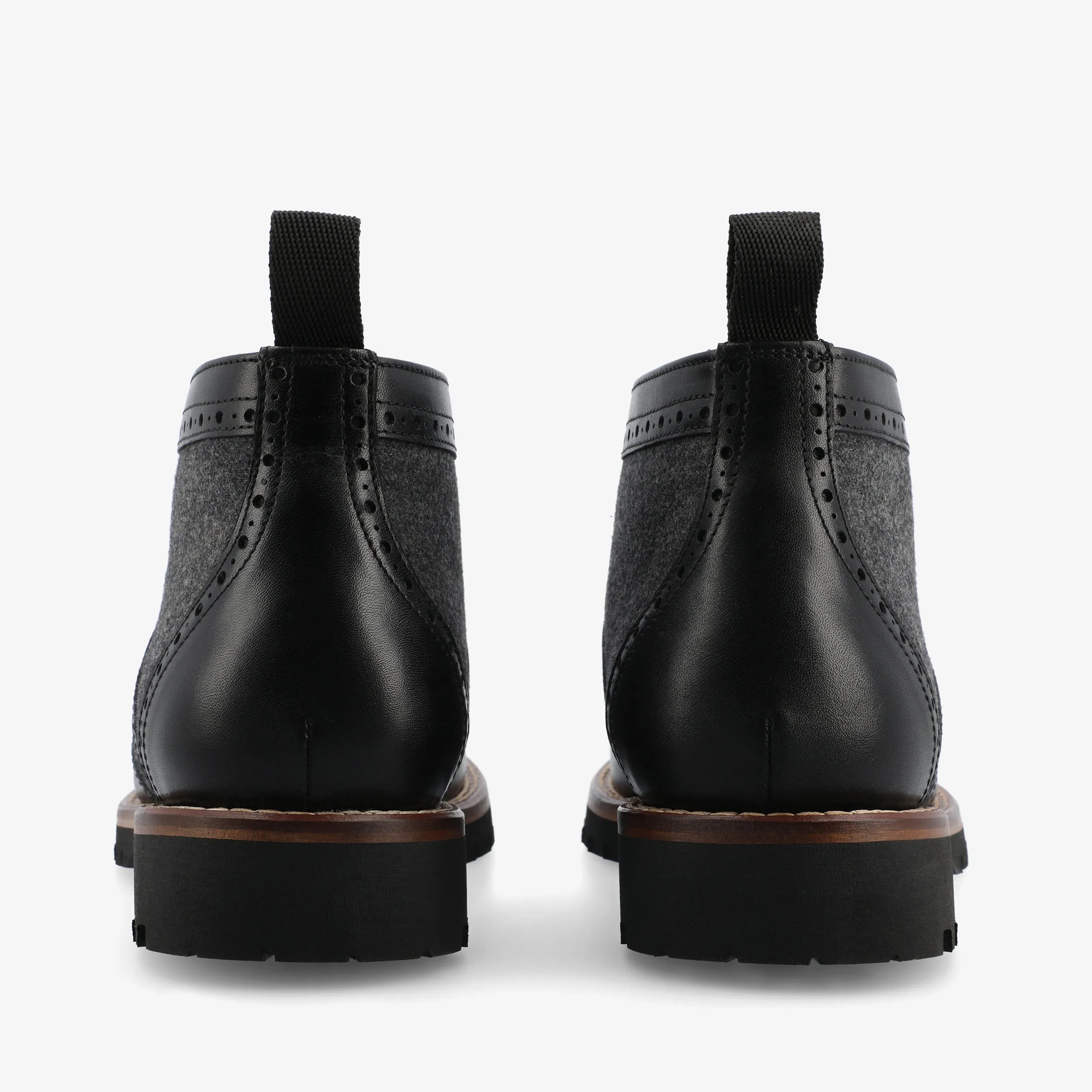 The Livingston Chukka in Black (Last Chance, Final Sale)