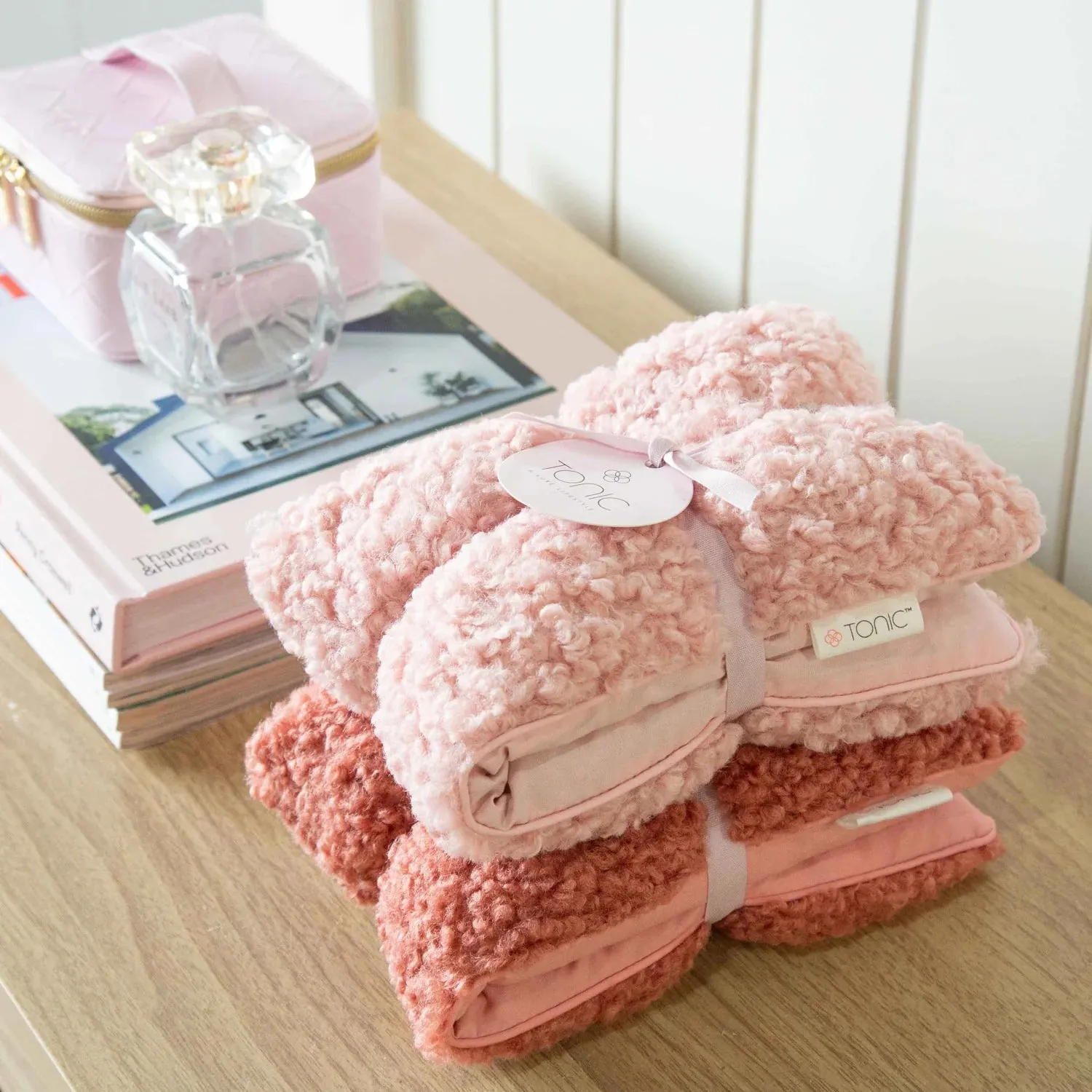 Tonic - Heat Pillow - Bouclé Rose Quartz